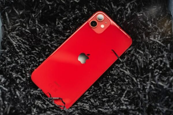 Iphone 11 - Image 3
