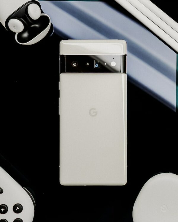 Google Pixel 6 - Image 3